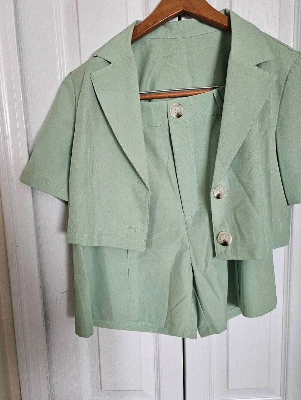 SHEIN Women 2Piece Mint Green Crop Blazer & High Waist Shorts Set SizeS.